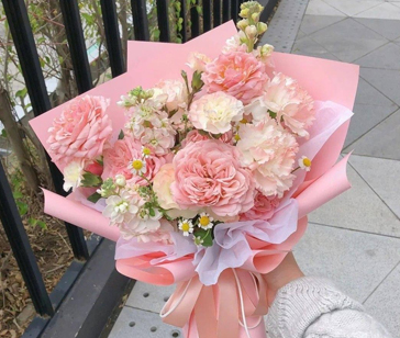 Черная пятница — однотонная пленка в листах от 77 рублей