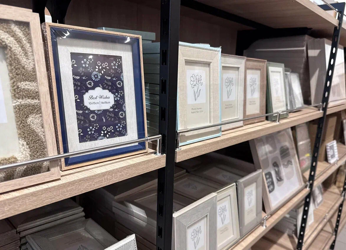 Доп.изображение в слайдере