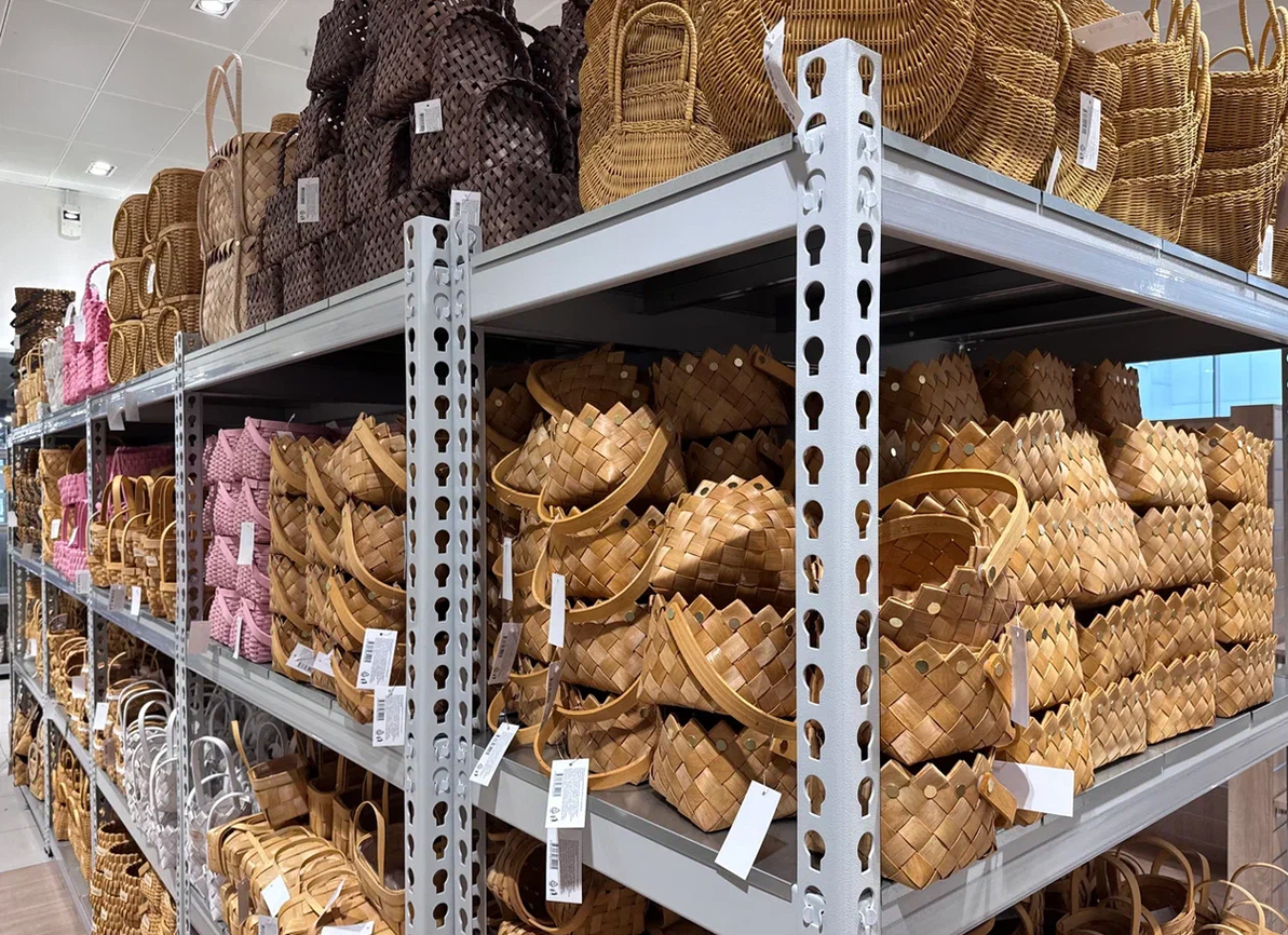 Доп.изображение в слайдере