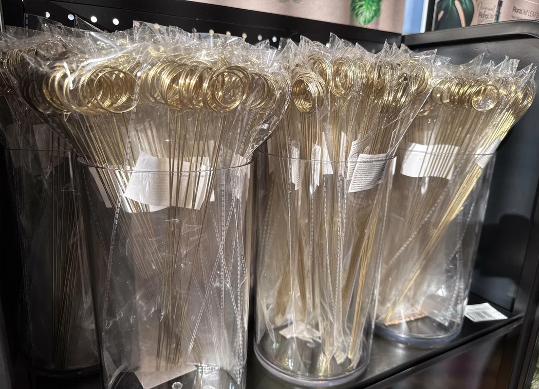 Доп.изображение в слайдере