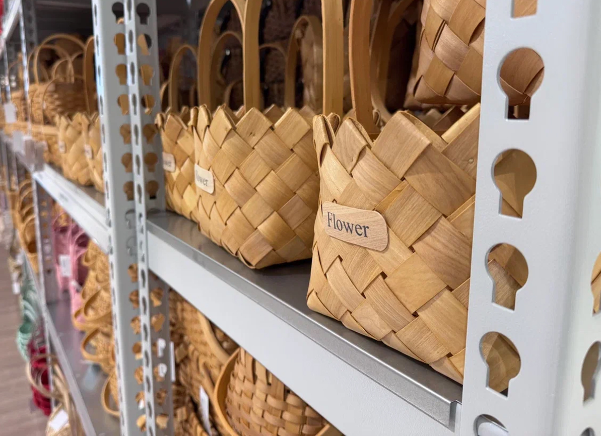 Доп.изображение в слайдере