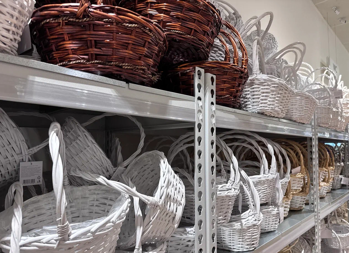 Доп.изображение в слайдере