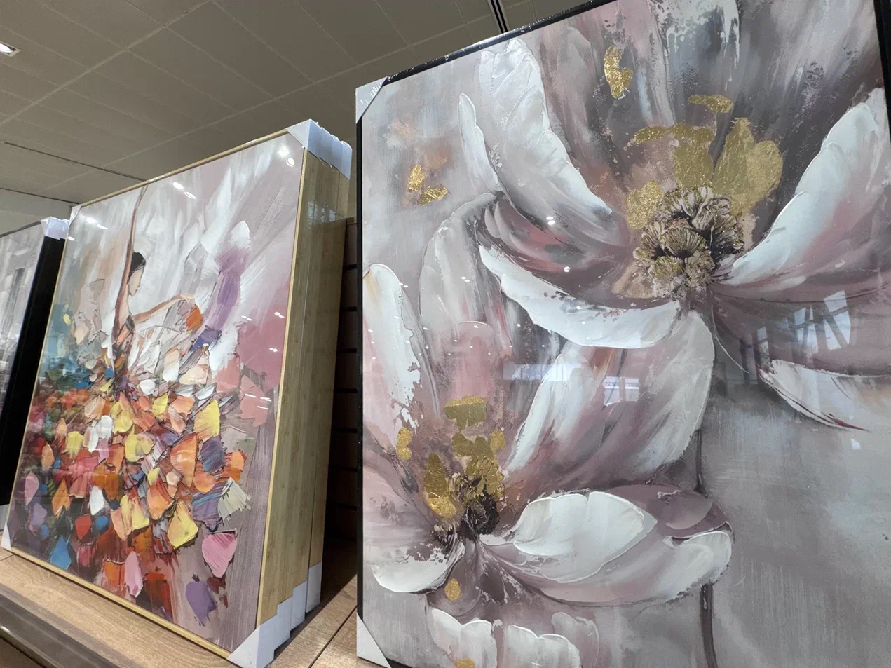 Доп.изображение в слайдере