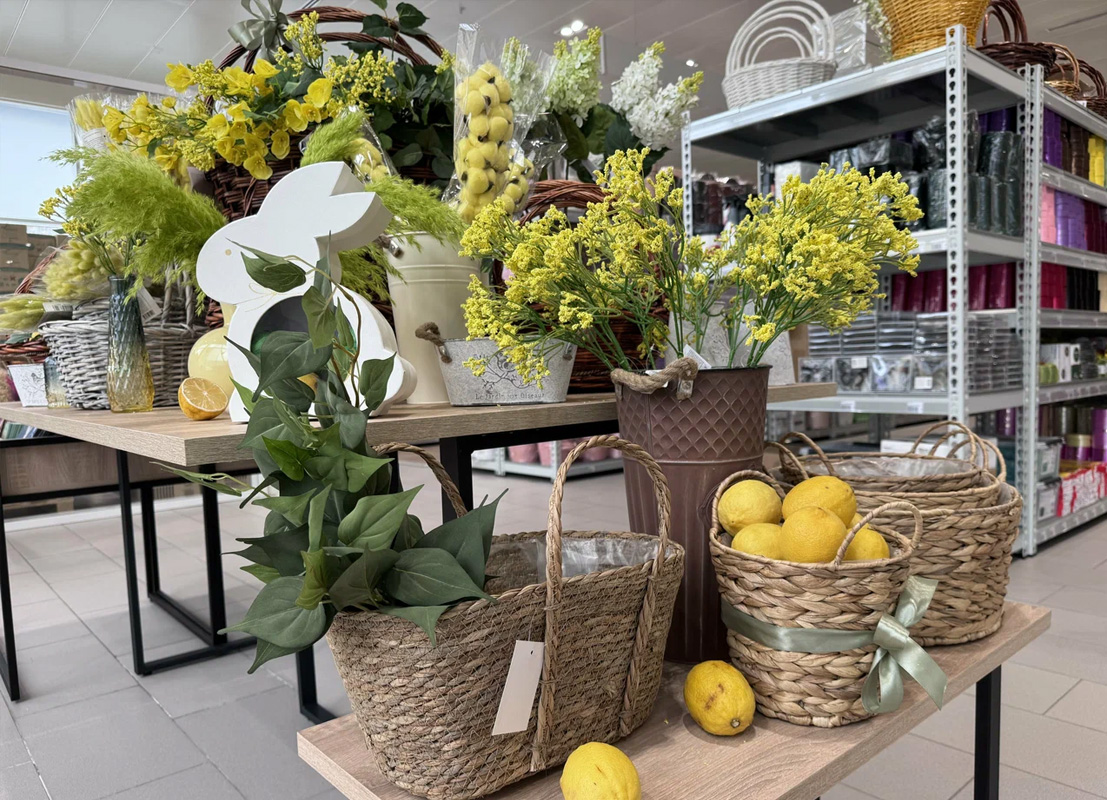 Доп.изображение в слайдере