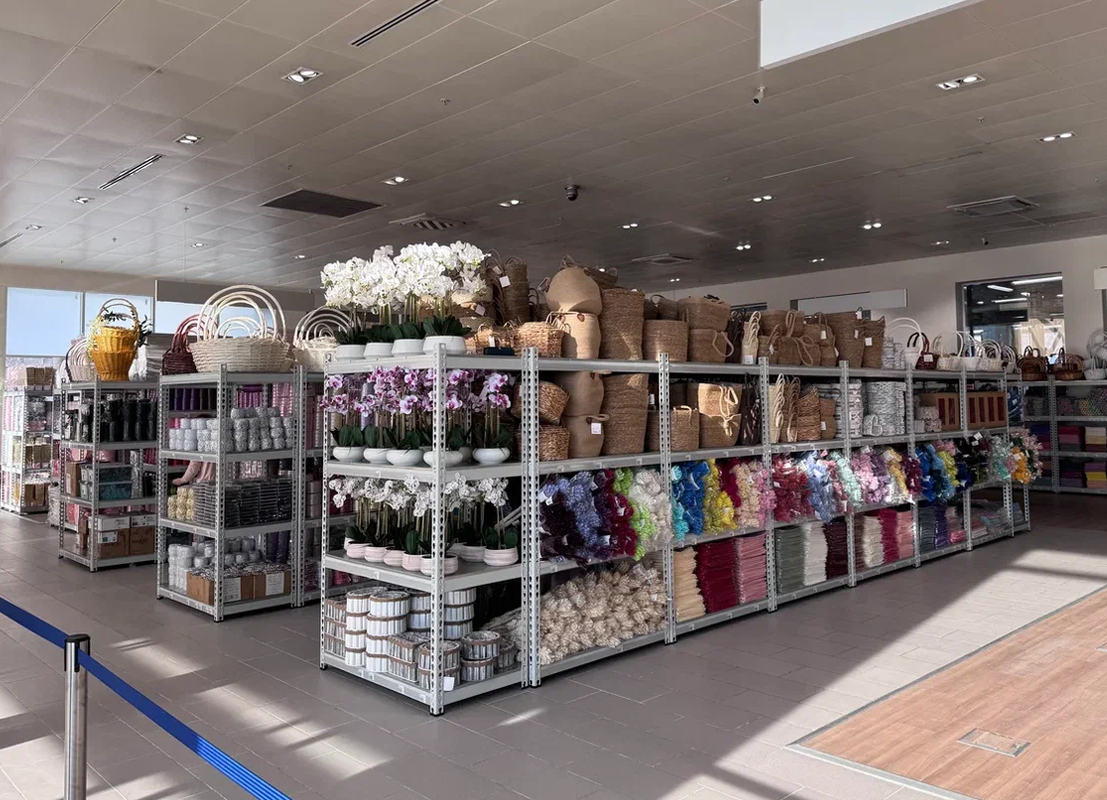 Доп.изображение в слайдере