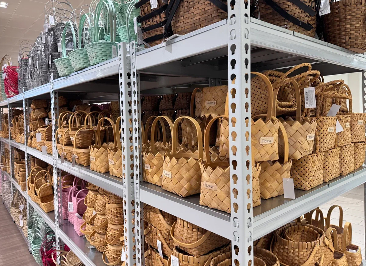 Доп.изображение в слайдере