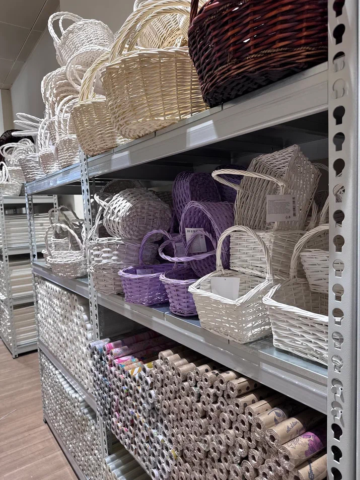 Доп.изображение в слайдере