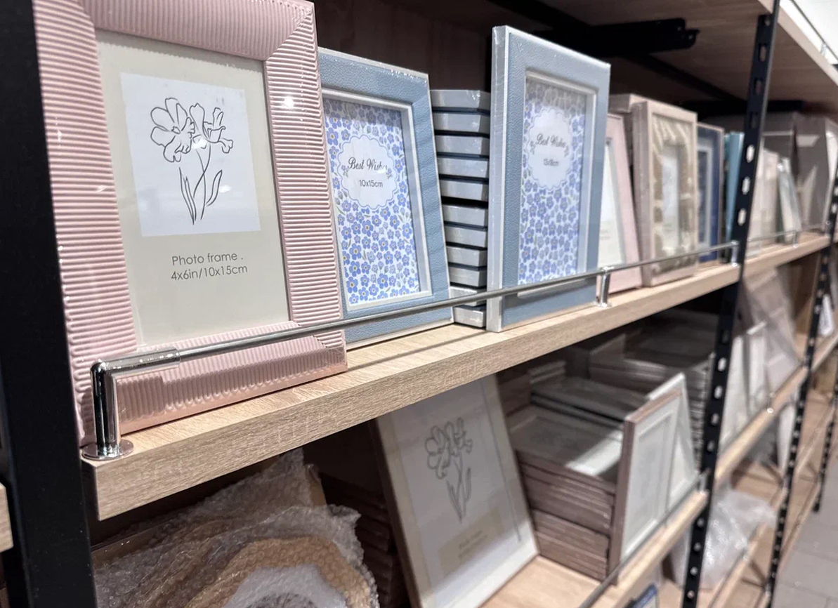 Доп.изображение в слайдере