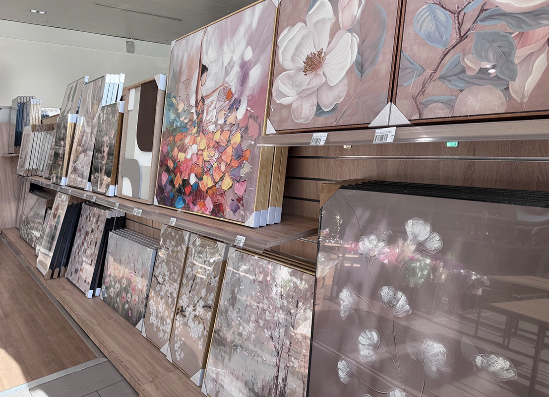 Доп.изображение в слайдере