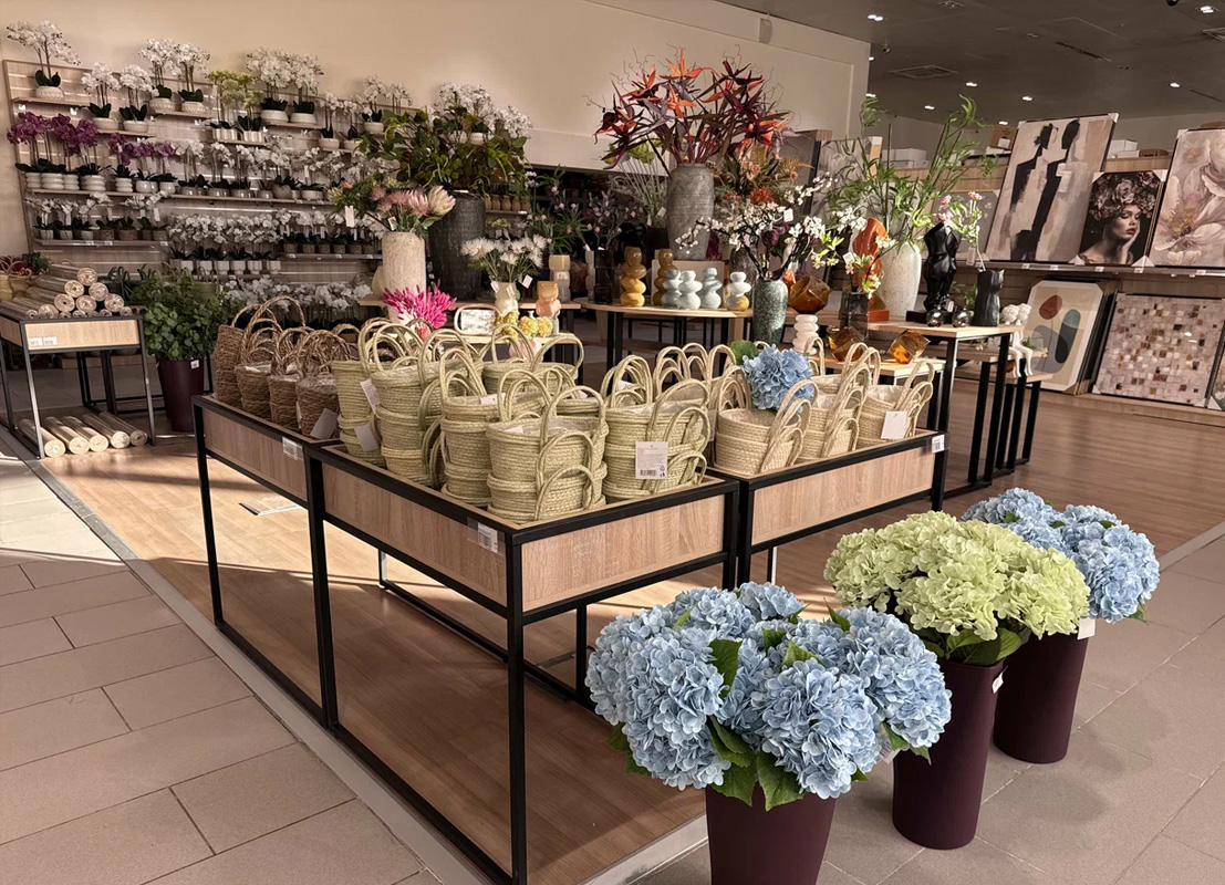 Доп.изображение в слайдере