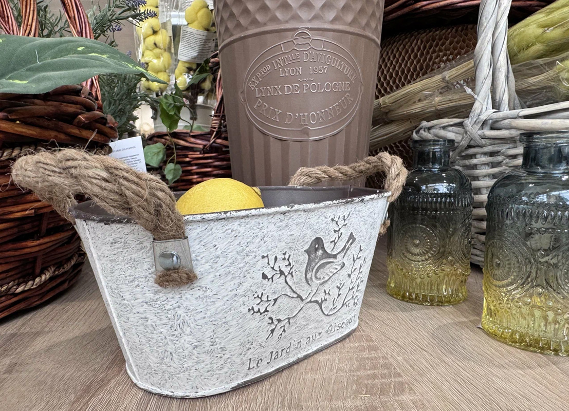 Доп.изображение в слайдере