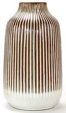 Ваза керамическая с вертикальными полосами, цвет коричнево-бежевый,  14*14*25 см.