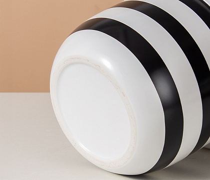 Керамическая декоративная ваза серия "Зебра", 20,5*20,5*26 см