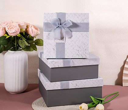 Набор коробок подарочных 27*27*11,5, 24*24*10, 20,5*20,5*8 см, 3 шт., св. голубой