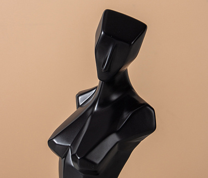 Статуэтка декоративная, керамика, цвет черный, 12*9,5*28,5 см