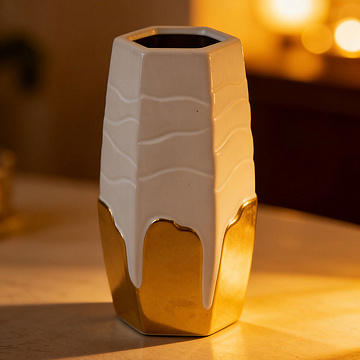 Ваза керамическая, цвет бело-золотой, 13,5*11,5*26 см