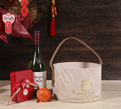 Коробка подарочная 22*22*14, св.розовый