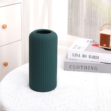 Ваза керамическая, 9,5*20 см