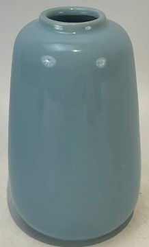 Ваза керамическая, цвет светло-синий, 9,5*9,5*15,5 см.