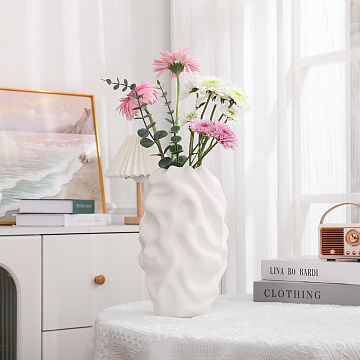 Ваза керамическая, цвет белый, 15,5*14,5*25,5 см