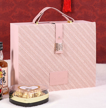 Коробка подарочная 19*13*7,  св.розовый