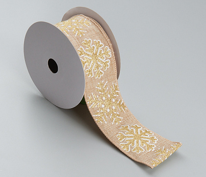 Лента новогодняя декоративная Снежинки 6,3*10 ярд, 1 шт., натур./золотой