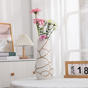 Ваза керамическая, цвет бело-золотой, 13*26,5 см