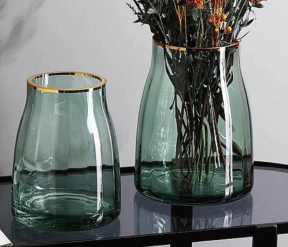 Ваза стеклянная D15 * H20,5,  1 шт., зеленый