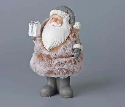 Декоративное новогоднее изделие Санта в пушистой шубке, 15 см, розово-серый