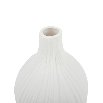 Ваза керамическая, цвет белый, 10*23,5 см
