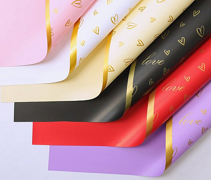 Упак. материал флористическая пленка "Золотые сердца", 65 мкр, 57 см х 57 см, 20 листов/упак. белый