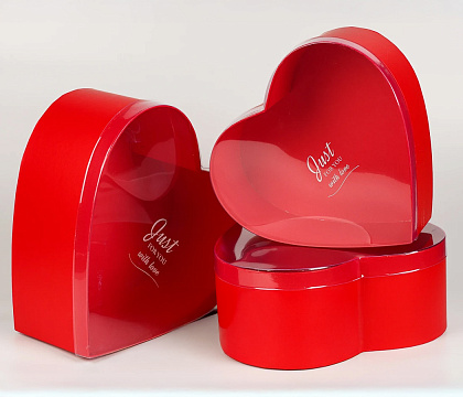 Набор коробок "Сердце", с прозр.крышкой, 3 шт., 33x31,8x13,2, 30,4x29,2x12,4, 28x27x11,2 см, красный