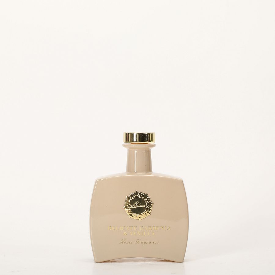 Ароматический диффузор с палочками 100 мл., Delicate Gardenia & Vanilla/Нежная гардения и ваниль