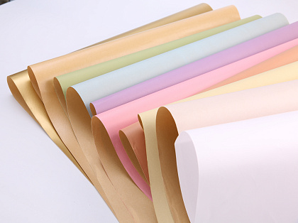 Водонепроницаемый упак. материал флористическая пленка с крафт бумагой, 80гр/м2, 50 см*10 м, белый