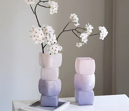 Ваза стеклянная D10 * H30,  1 шт., градиент нежно-розовый/сиреневый