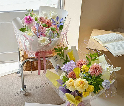 Упак. материал флористическая пленка "Сердечные нити", 50 мкр, 57 см х 10 м, бежево-розовый