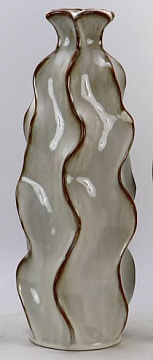 Ваза керамическая, цвет серо-коричневый,  16,5*16,5*30,5 см.