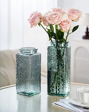 Ваза стеклянная 10*10*28 см, 1 шт., зеленый