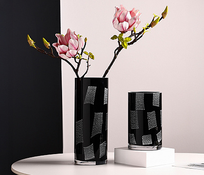 Ваза стеклянная D12 *H20, 1 шт., черный