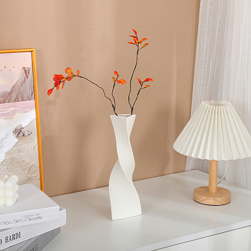 Ваза керамическая, цвет белый, 8*26 см