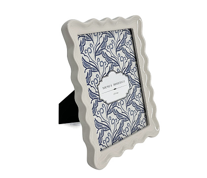 Фоторамка декоративная из эпоксидной смолы, серия "Арко", цвет белый, со стеклом, 13x18 см