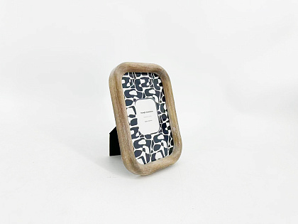 Фоторамка декоративная из дерева, серия "Арронди", цвет орех, со стеклом, 10x15 см