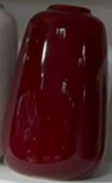 Ваза керамическая, цвет темно-красный, 9,5*9,5*15,5 см.