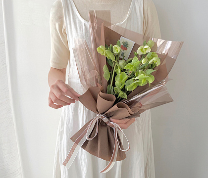 Упак. материал флористическая пленка "Звездная пыль", 60 см х 10 м, красный