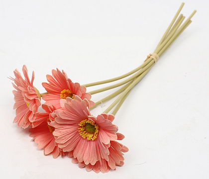 Букет искусственный декоративный "Герберы": 5 стеблей, 35 см., персиковый