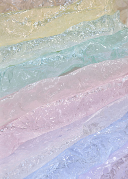 Упак. материал флористическая пленка со стеклянной текстурой , 60 мкр, 56 см х 10 м, винный