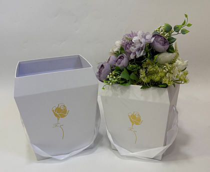 Набор коробок под цветы "Грация" 21x21x25см, 18x18x21 см, 2 шт., белый