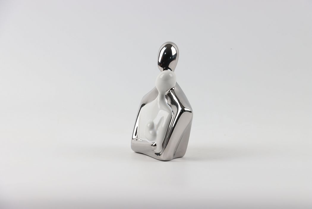 Статуэтка декоративная "Любовь", керамика, цвет серебро, 14*7*18 см