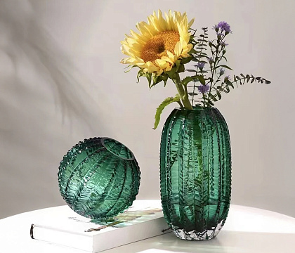 Ваза стеклянная D16 * H28 см, 1 шт., зеленый