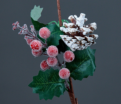 Декоративная гирлянда с листьями, шишками и ягодами, 150 см